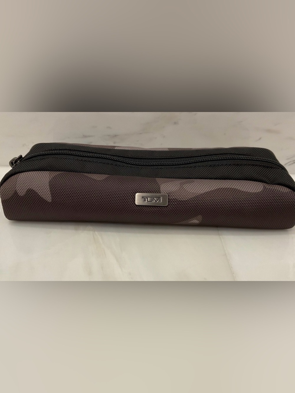 NEW - TUMI Ballistic Nylon Zippered Pencil Case Cord Pouch - BLACK w/ CITY CAMO